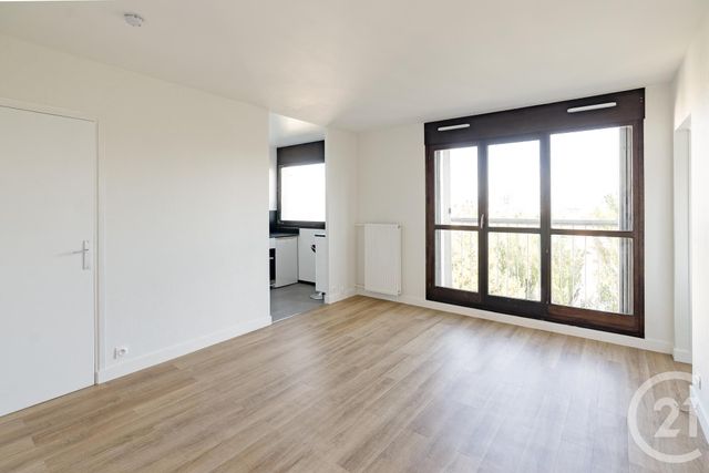 Appartement F1 à vendre - 1 pièce - 27.0 m2 - AUBERVILLIERS - 93 - ILE-DE-FRANCE - Century 21 Immo Conseil